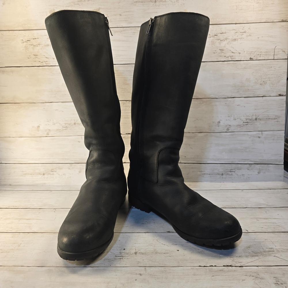 UGG Australia 1001960 Black Leather Shearling Lined Tall Boots Womens 9 Lug Sole